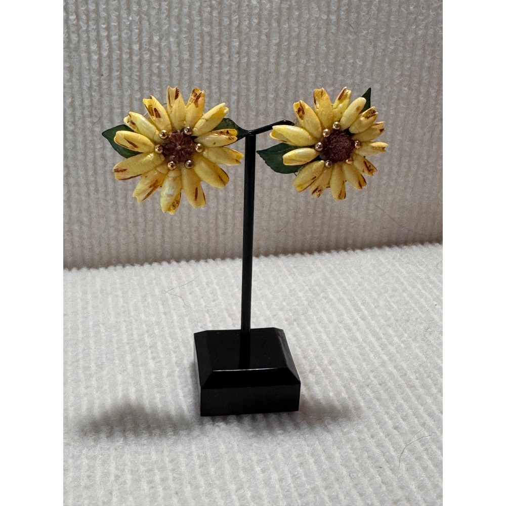 Vintage Featherweight Sunflower Shell  Clip On Earrings Yellow Retro Botanical